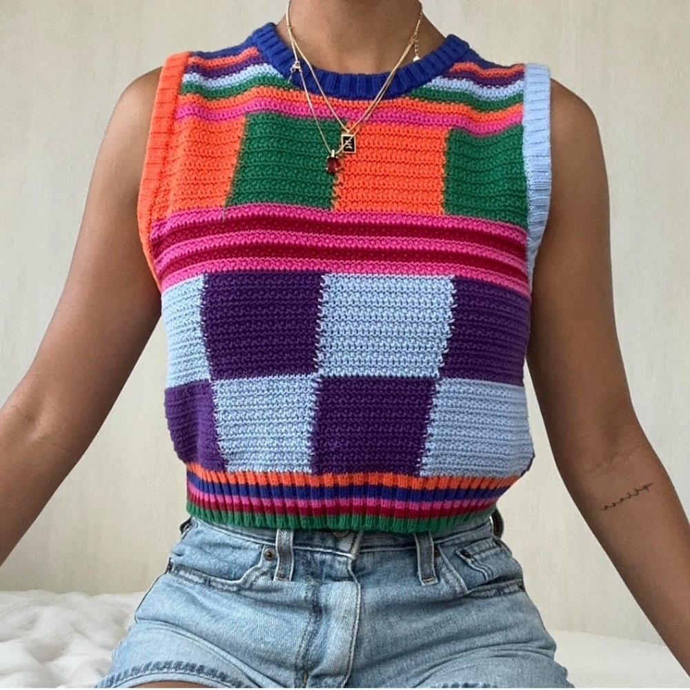 Multicolor Crop Knit Top Size Small NWNT.